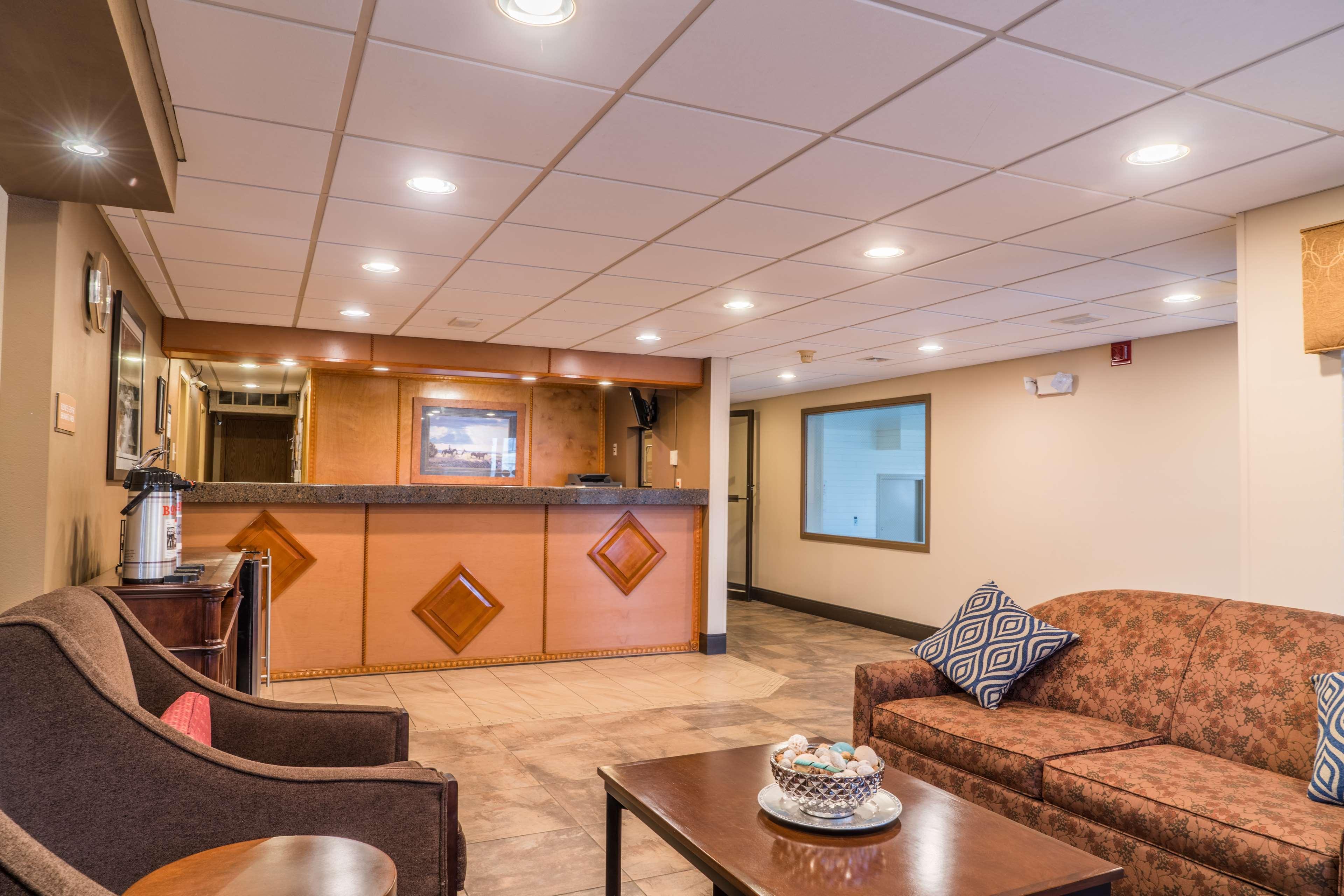 Best Western Inn & Suites Онтаріо Екстер'єр фото