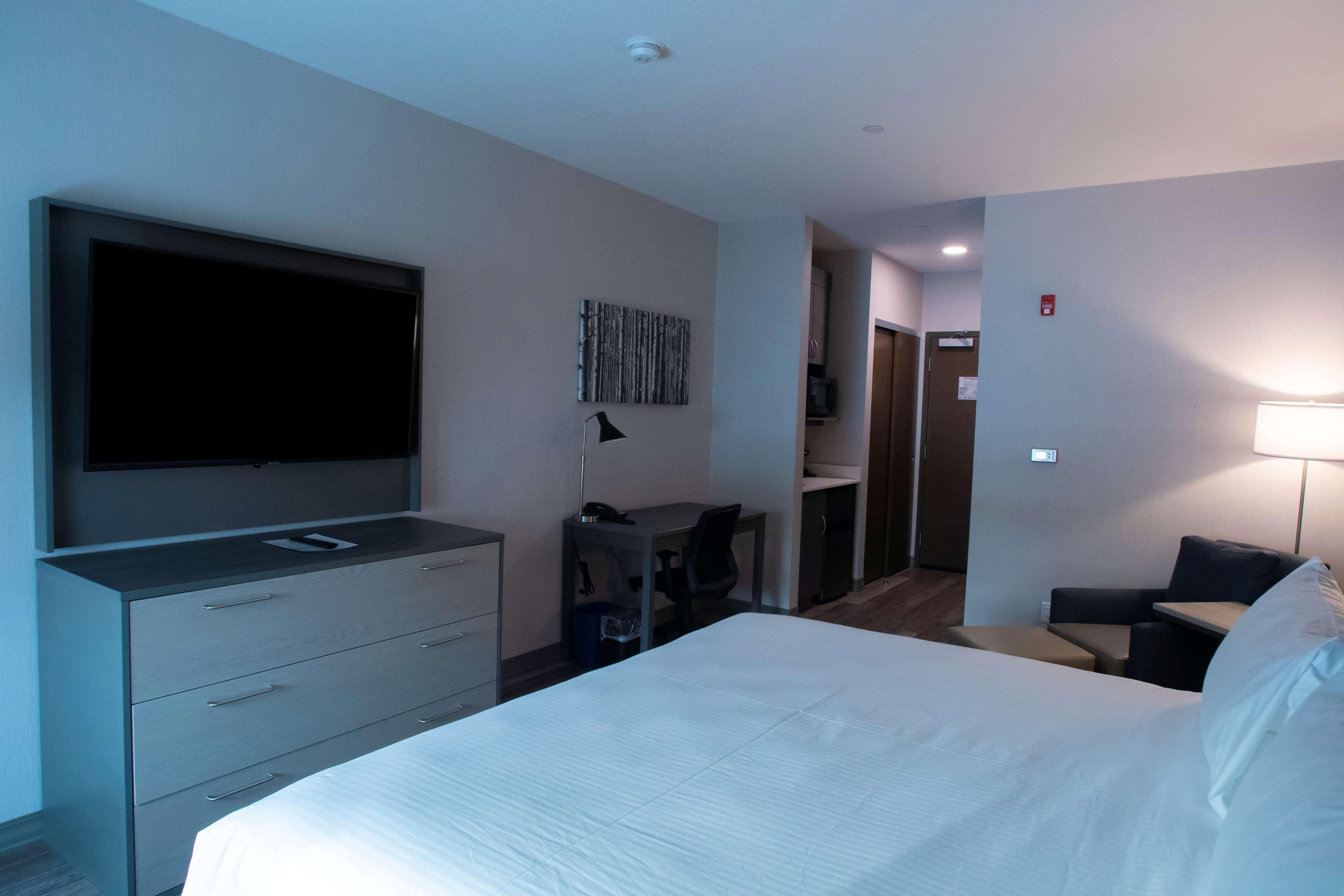Best Western Inn & Suites Онтаріо Екстер'єр фото