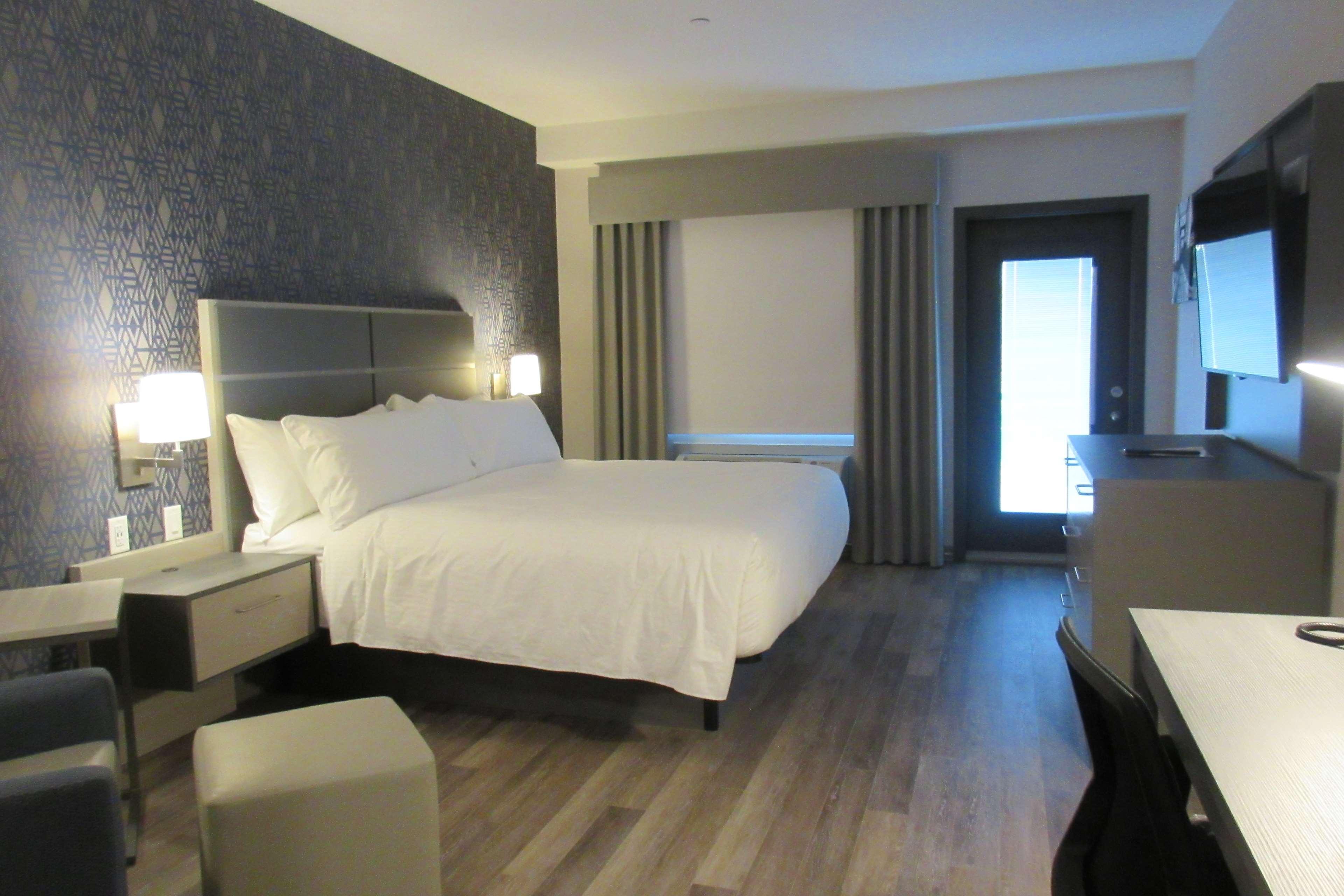 Best Western Inn & Suites Онтаріо Екстер'єр фото